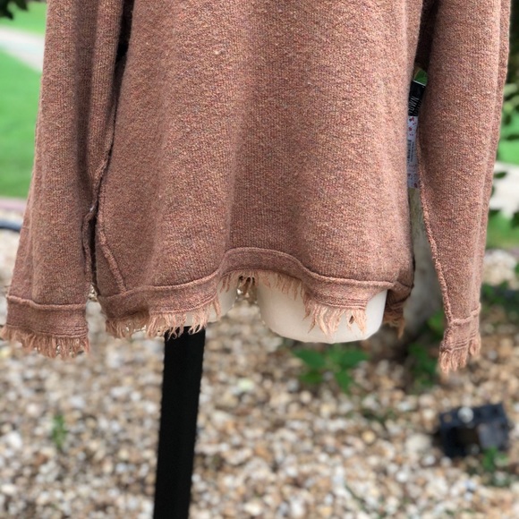 🍂Free People
Irresistible Fringe Trim Sweater🍂 - Picture 6 of 8